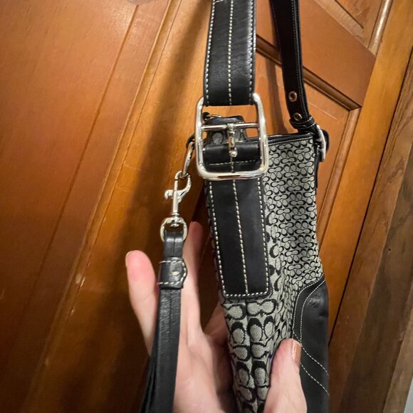 Coach Black and Cream Crossbody Bag - Picture 5 of 9